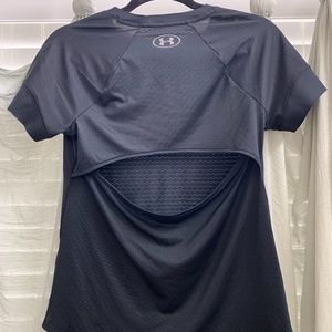 Under Armour Running T Shirt Size Small